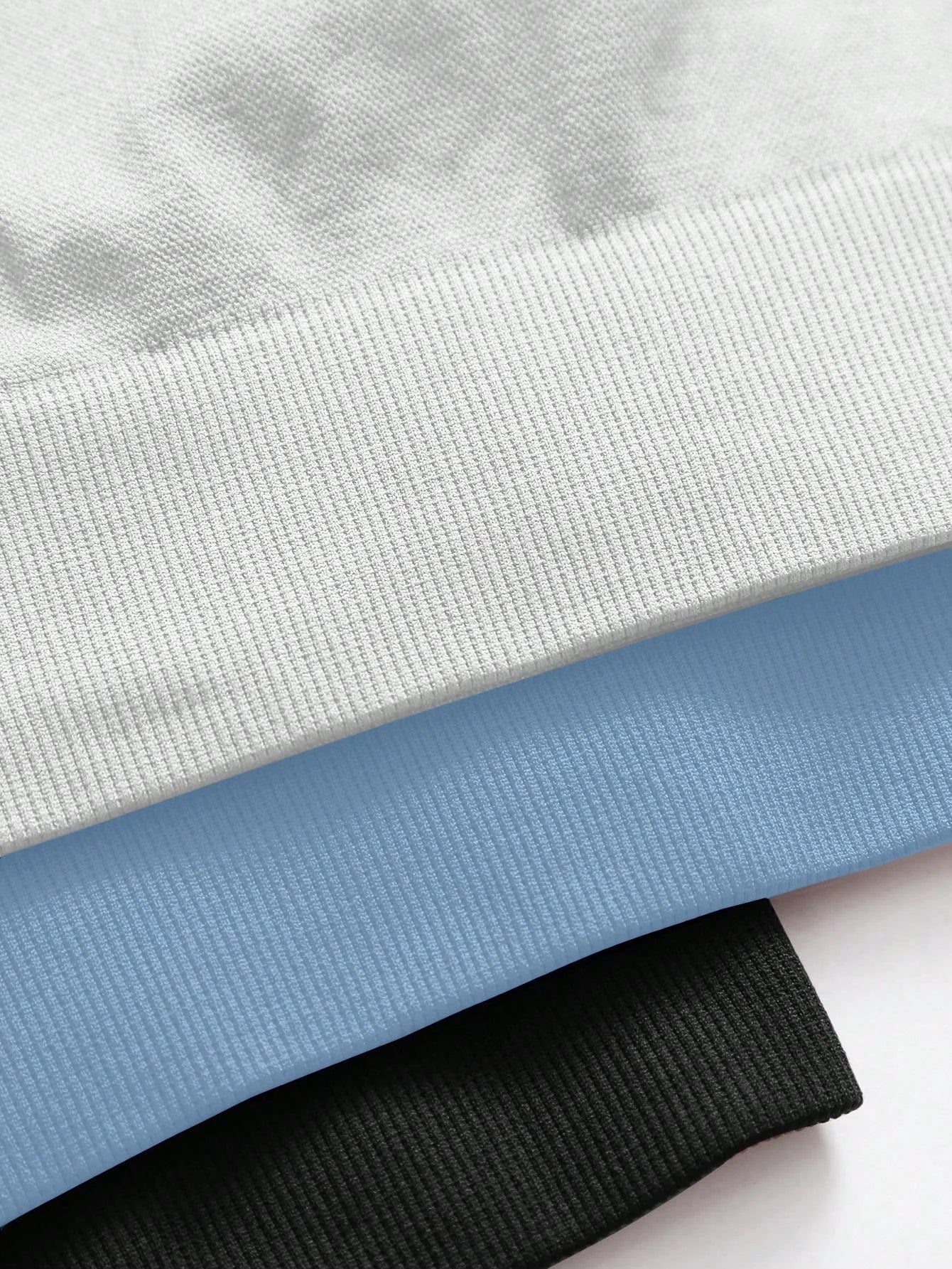 Women’s Seamless Yoga Top – Short Sleeve Fitness Shirt.