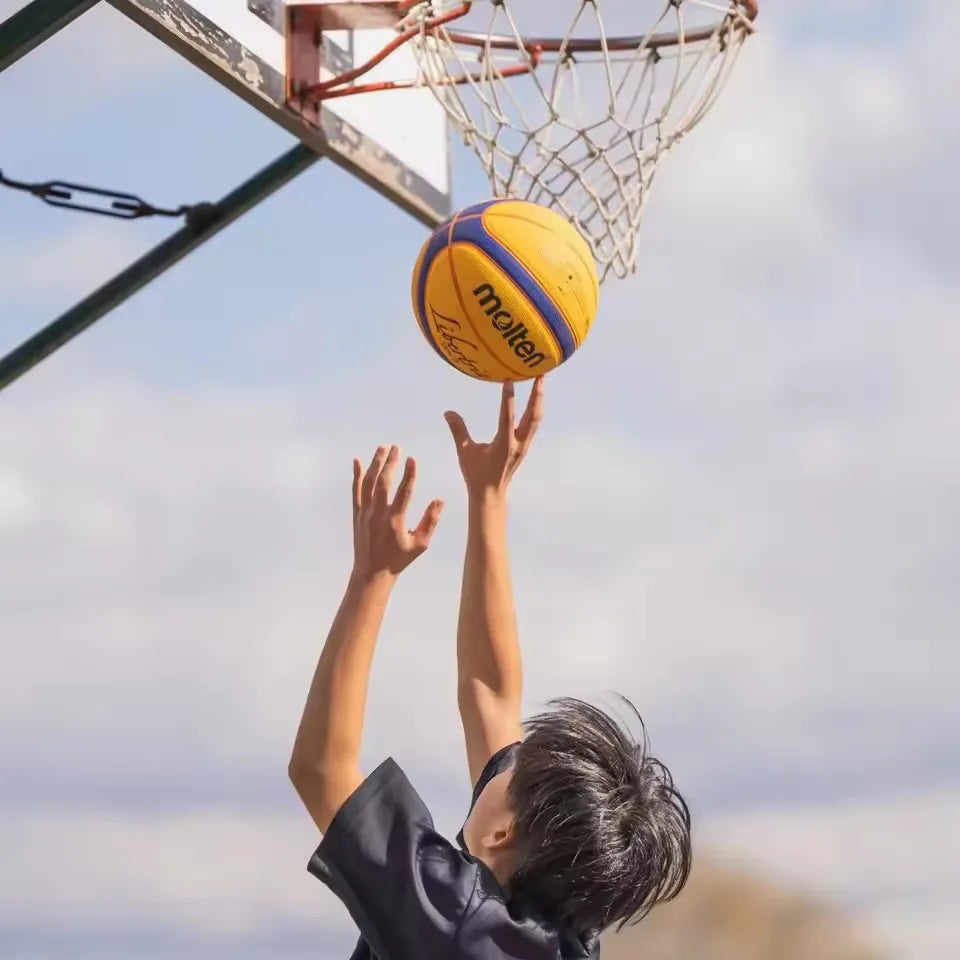 Molten 5000 3x3 PU Basketball – Official Size 7.