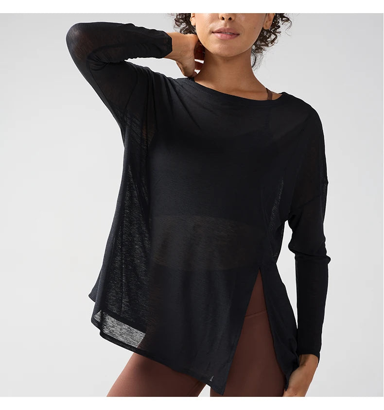 Women’s Gym & Yoga Long Sleeve Top – Quick-Dry.