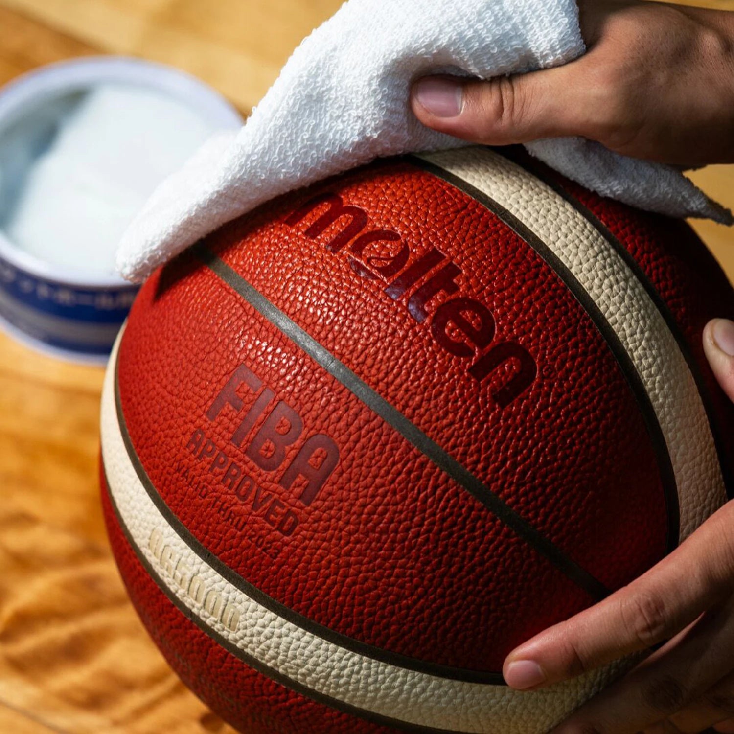 Molten BG4500/BG5000 PU Composite Basketball – 2-Tone.