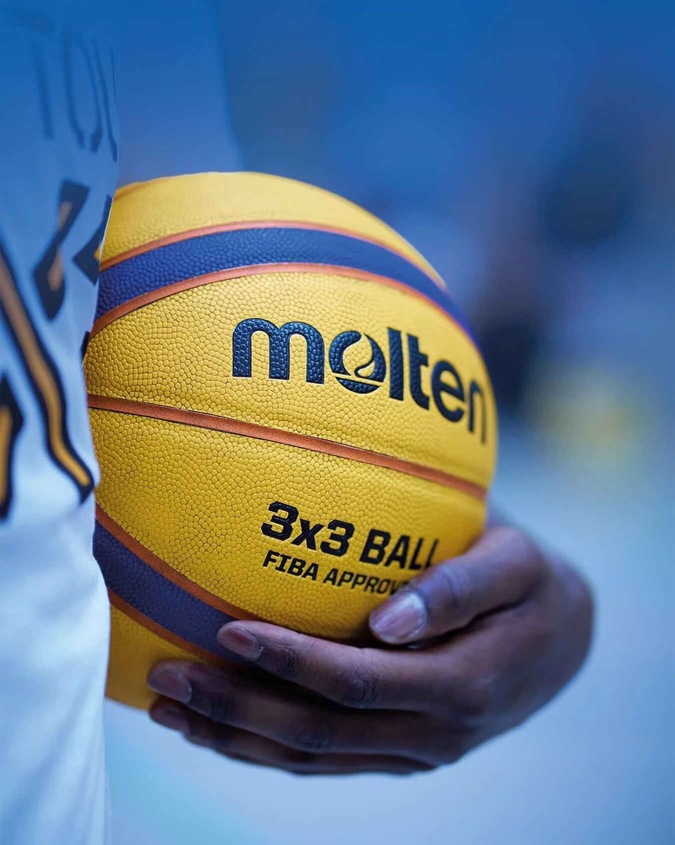 Molten 5000 3x3 PU Basketball – Official Size 7.